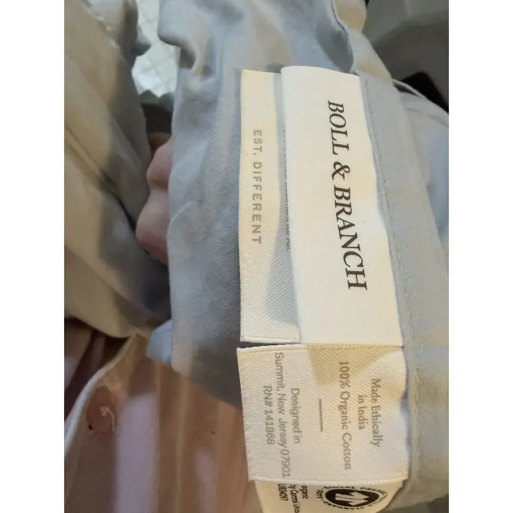 Boll & Branch King Flat Sheet Signature Fabric 100% Organic Cotton Light Gray